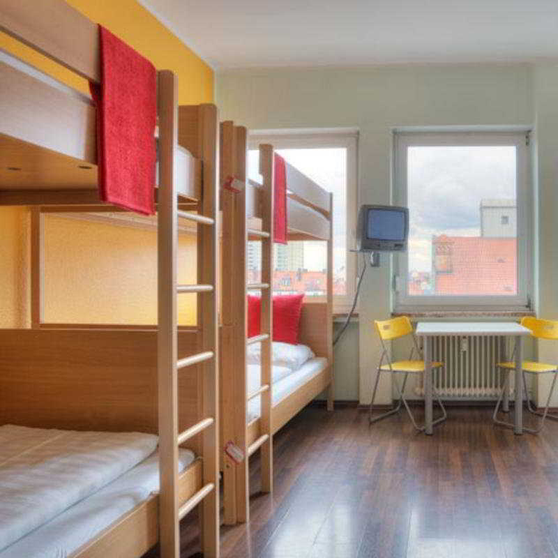Hotel Meininger Center München