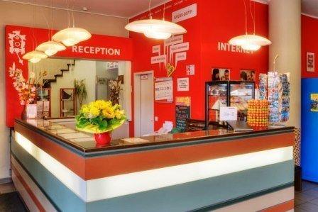 Meininger Center Hotel 3*